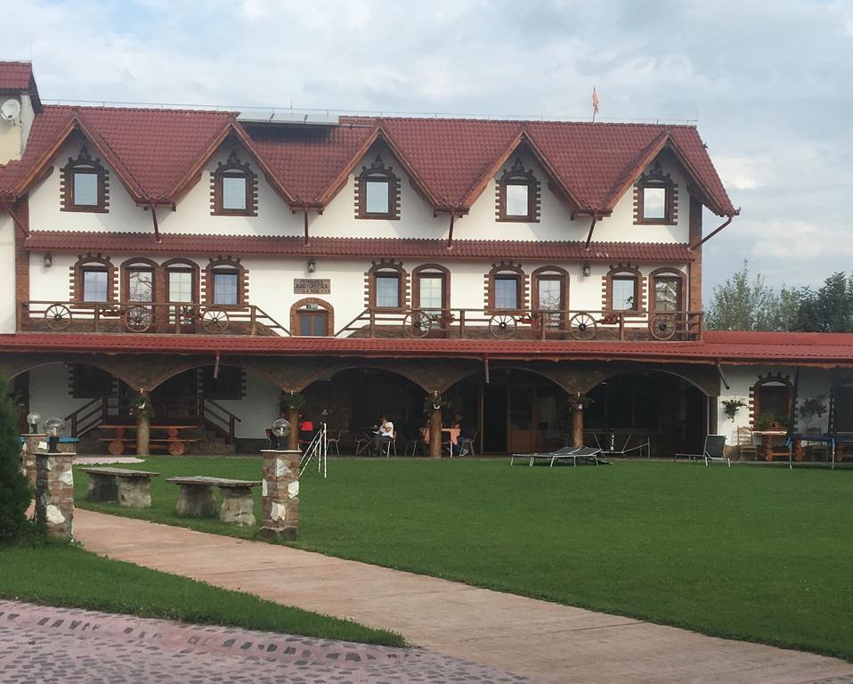 Pensiunea La Nise Sîmbăta de Sus エクステリア 写真